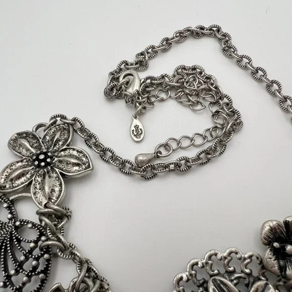 Stunning Silvertone Premier Designs Bib Necklace - Picture 3 of 5